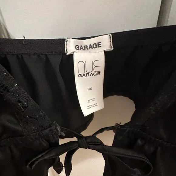 Garage Black Lace Trim Cami Top - Picture 3 of 3